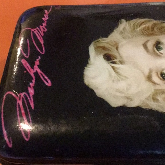 COPY - Wallet - Picture 5 of 8